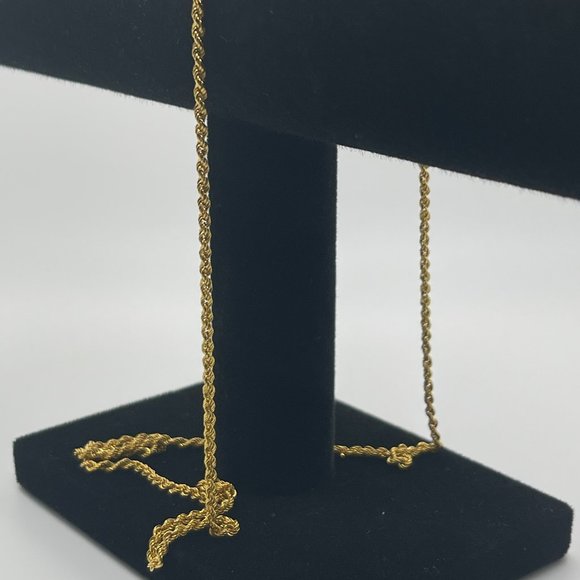 Solid 14K Gold Diamond Cut Rope Chain Necklace 24 inch,2.5 mm - Picture 14 of 17